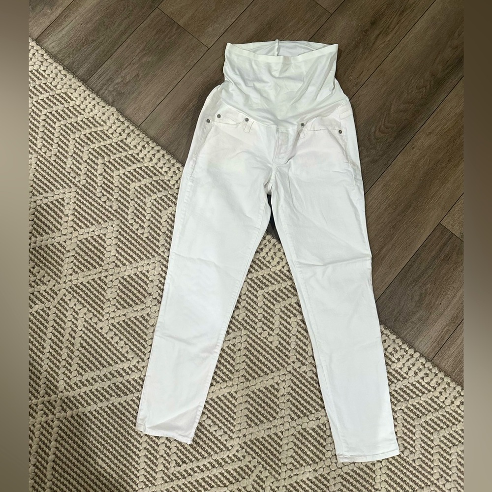 GAP Super Cute White Denim Maternity Pants | Size 26 Regular